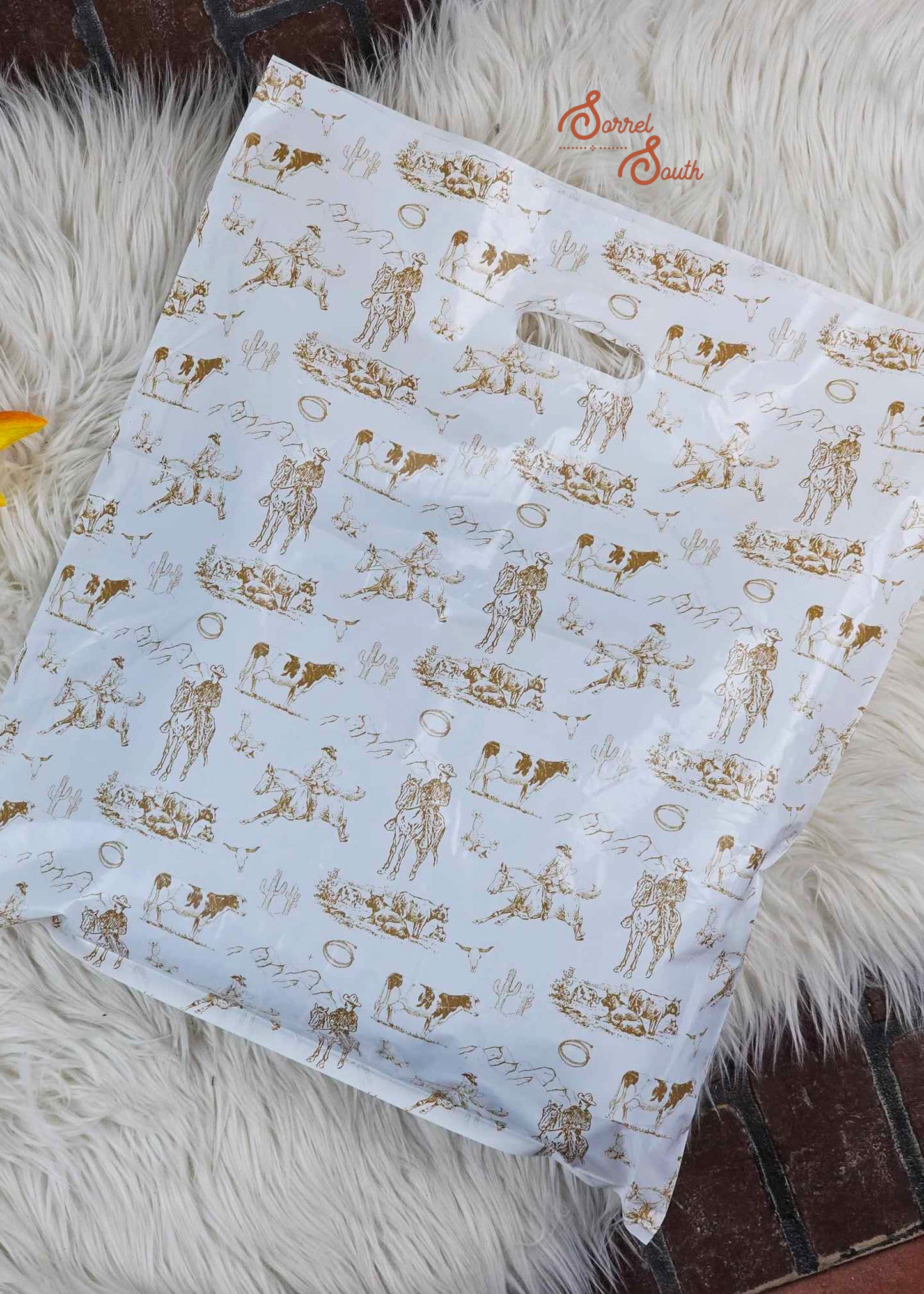 16" x 18" White & Gold Vintage Western Shopping Bags Sorrel South