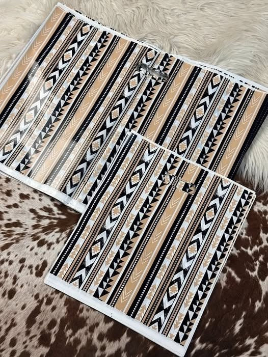 20" X 15" Black & Tan Aztec Shopping Bags Shopping Bags Sorrel South