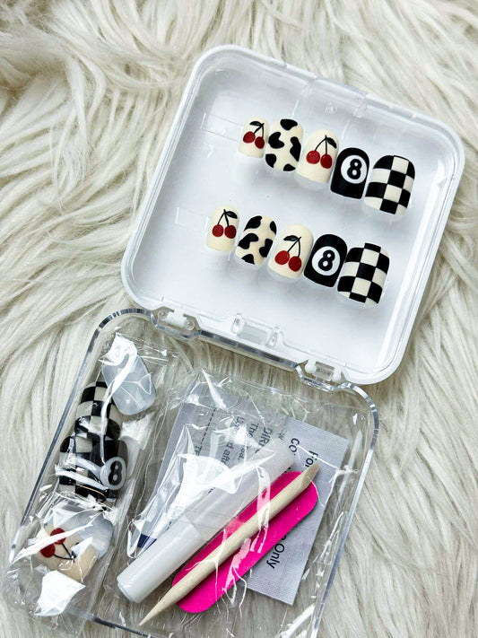 Checkered 8 Ball Glue/Press On Nails (5 Sets)