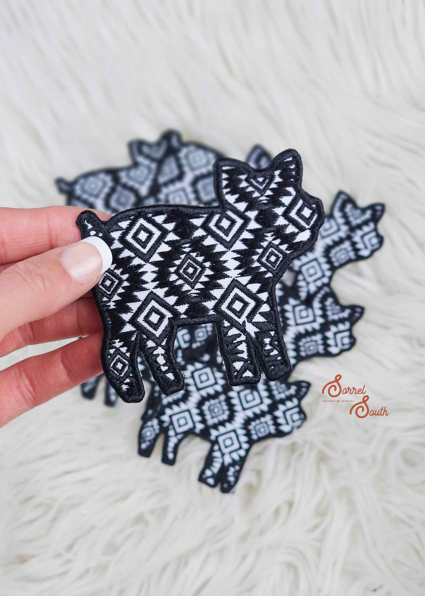 Black & White Aztec Pig Patch, wholesale iron on patches