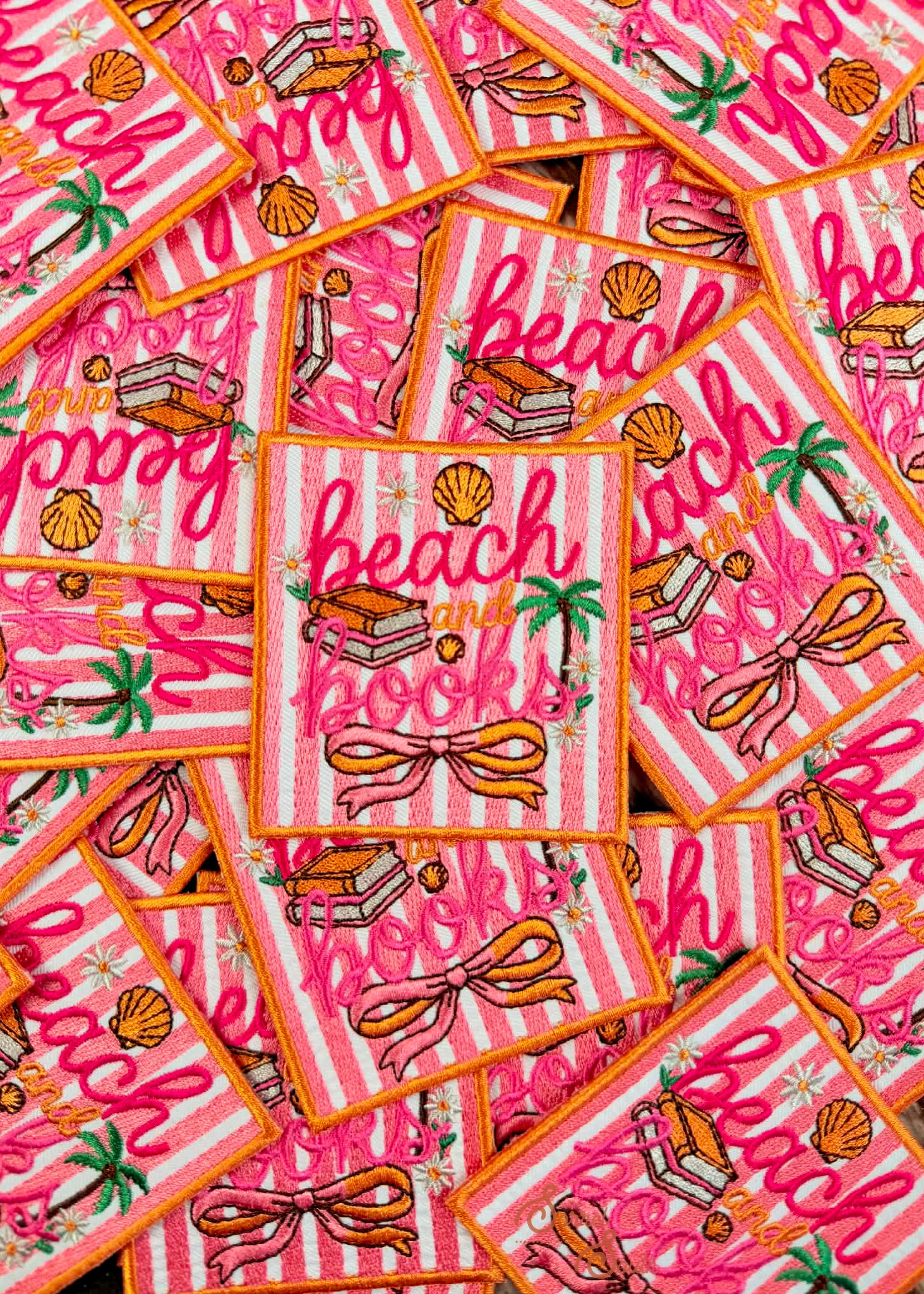 Beach & Books Patch adhesive patch Sorrel South